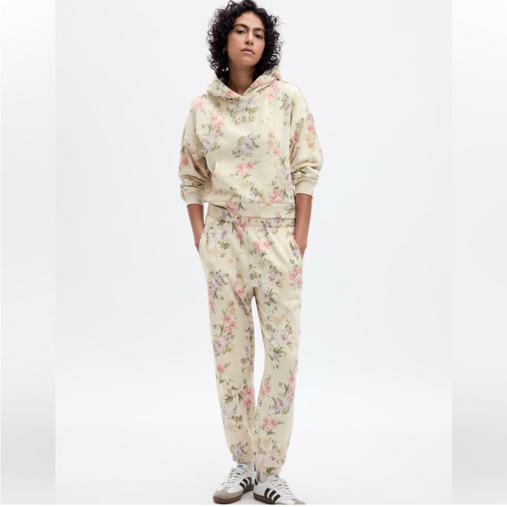 Gap × LoveShackFancy Sweatsuit Multi Floral Cropped Logo Hoodie & Joggers Size M